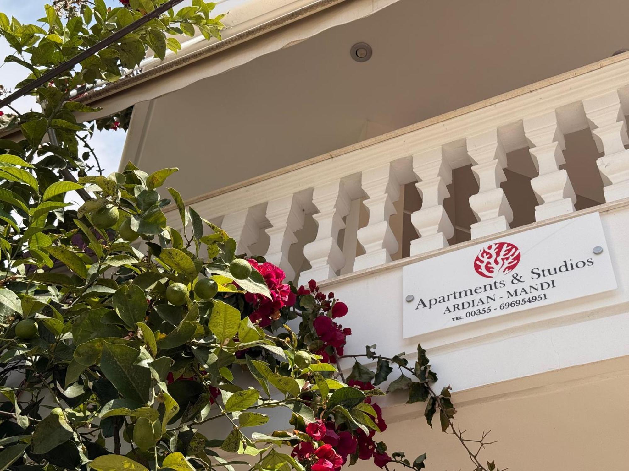 Apartments & Studios Ardian-Mandi Sarande-Albania Екстер'єр фото